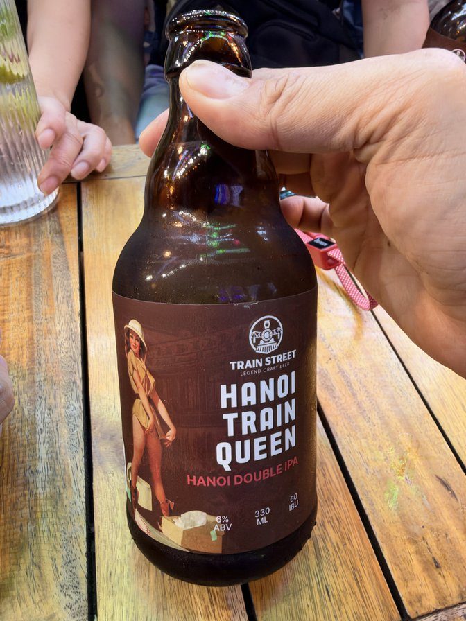 我那瓶 Hanoi Train Queen