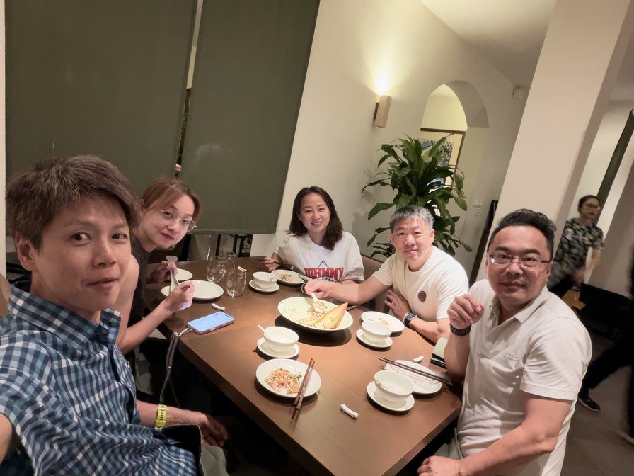 Hanoi Garden，五個人一桌